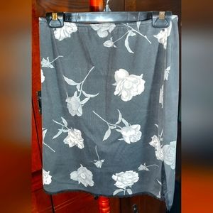 Cute Floral Black & White Skirt